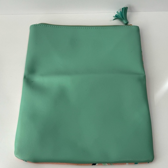 Rachel Pally Reversible Zipper Tropical Clutch - Picture 3 of 6